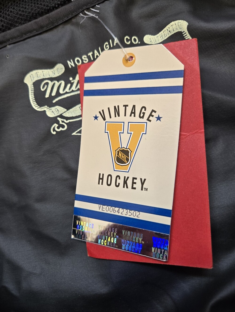Mitchell & Ness ×Molson NHL NWT Black Pullover Nylon Windbreaker. Size Medium - Picture 9 of 14
